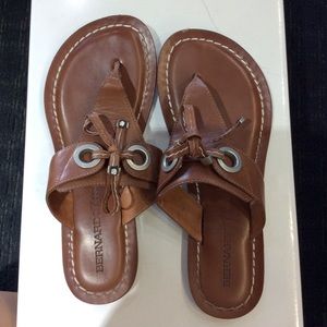 Bernardo icons leather flip flops